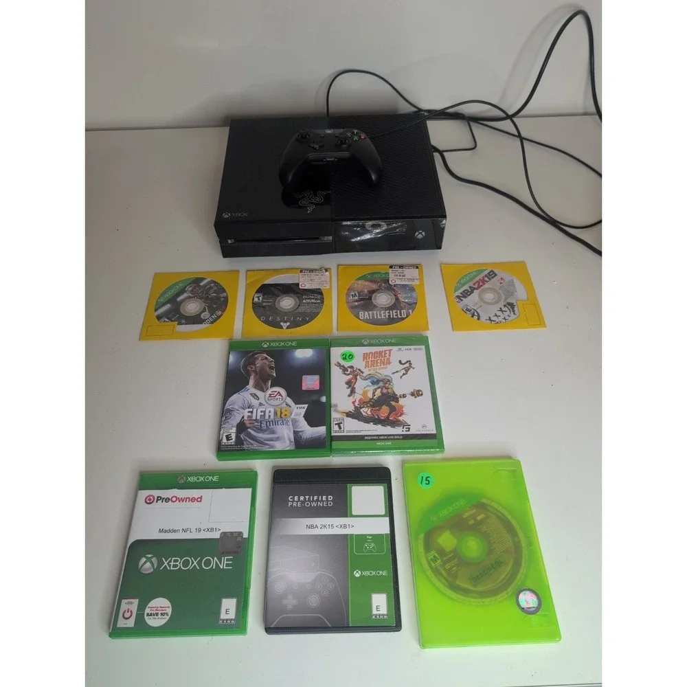 Microsoft Xbox One Console 365GB Matte Black w Power cord & 1 controller 9 Games